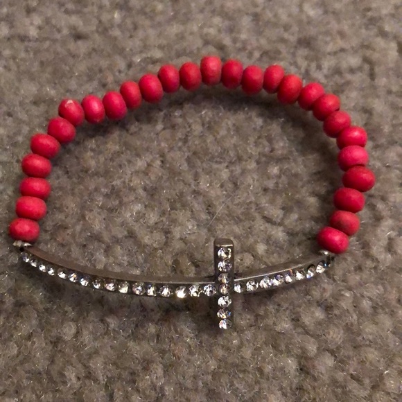 Pink cross bracelet - Picture 2 of 2